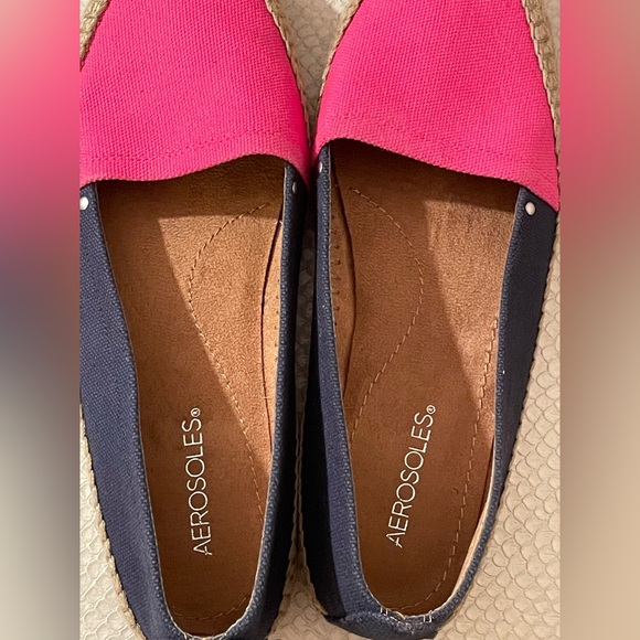 Aerosoles women’s pink/blue fabric, espadrille flat slip on Size 10.5 M-US. - Picture 10 of 10